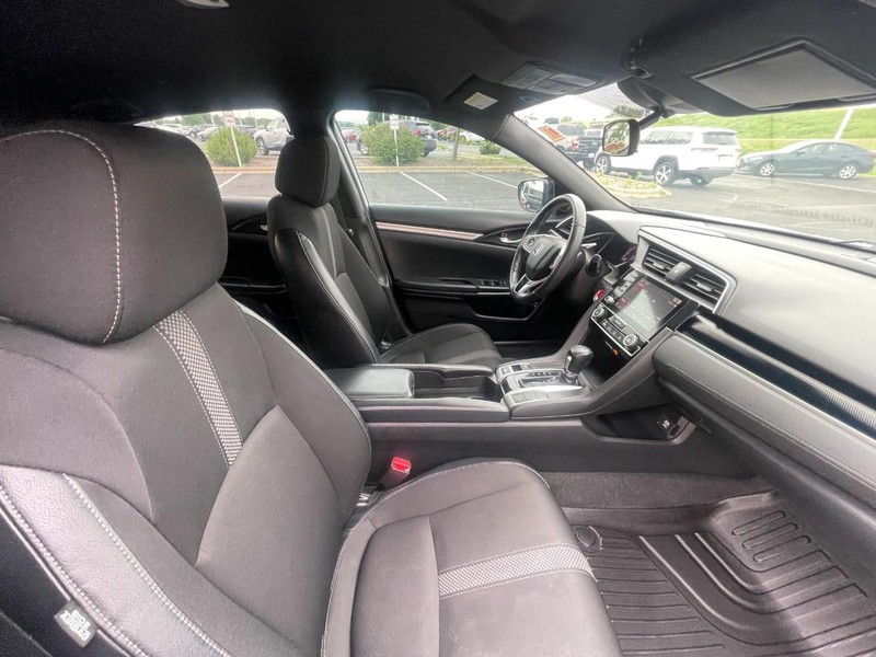 Honda Civic Sedan Vehicle Image 08