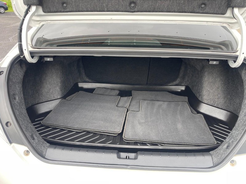 Honda Civic Sedan Vehicle Image 12