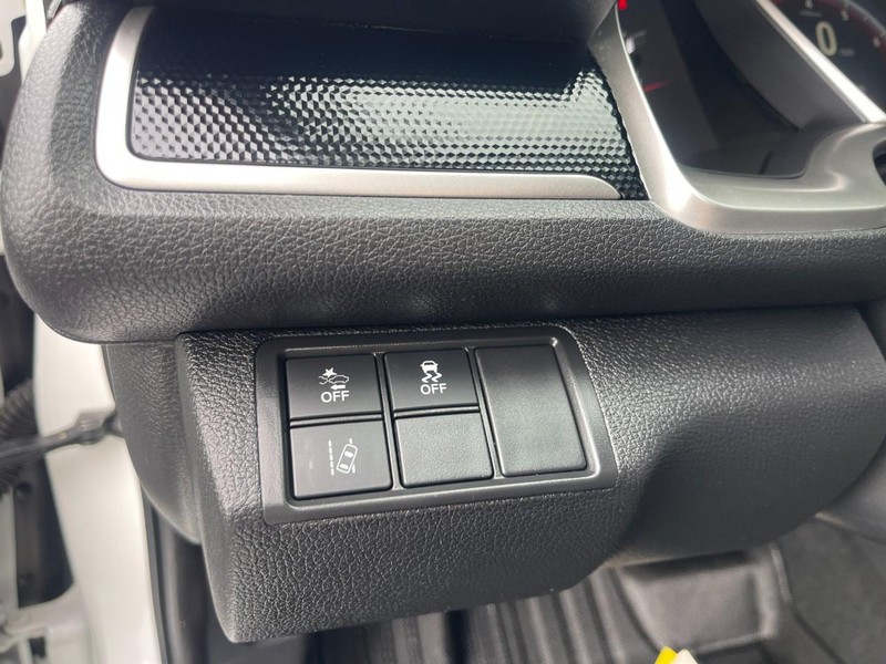 Honda Civic Sedan Vehicle Image 18
