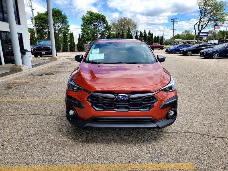 Subaru Crosstrek Vehicle Image 02