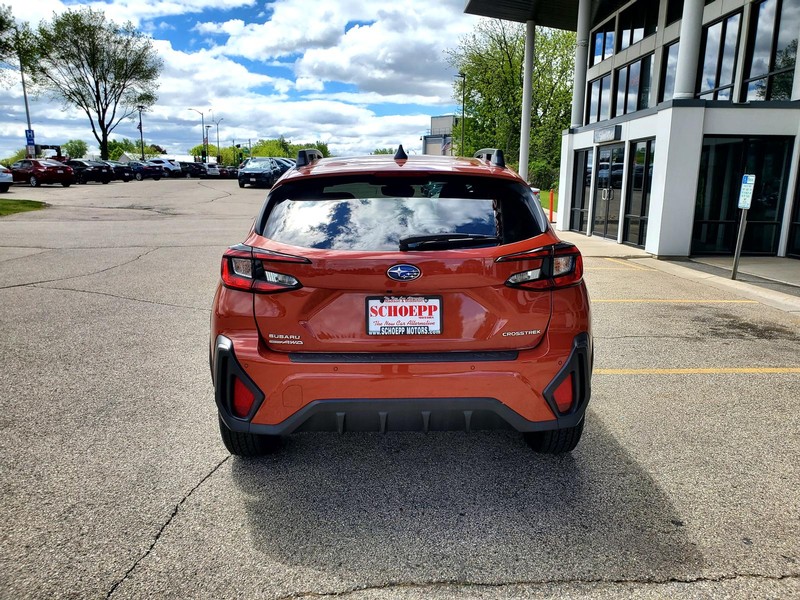 Subaru Crosstrek Vehicle Image 06