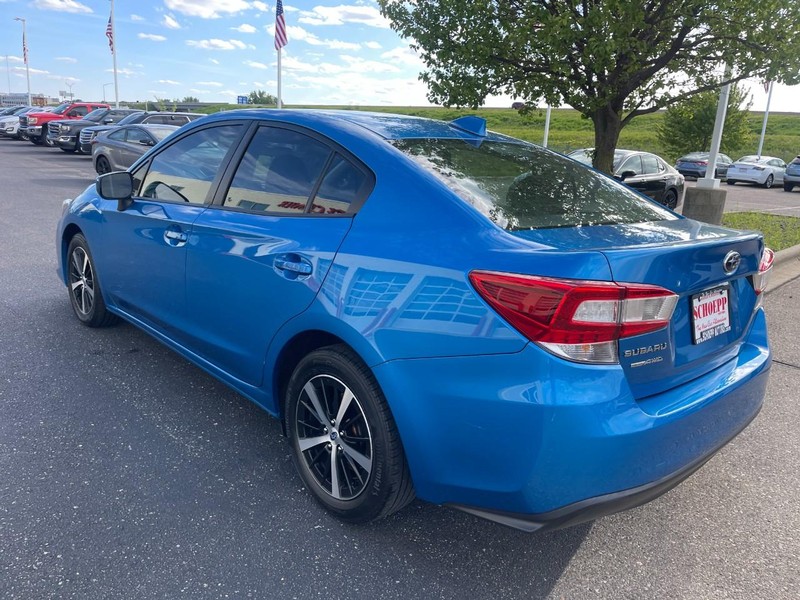 Subaru Impreza Vehicle Image 04