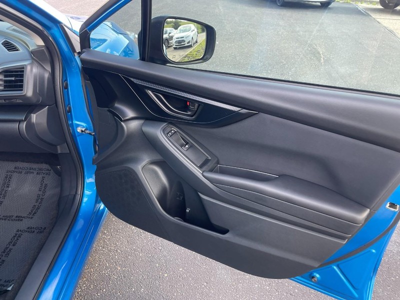Subaru Impreza Vehicle Image 11