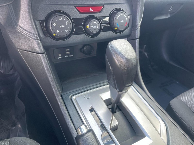 Subaru Impreza Vehicle Image 28