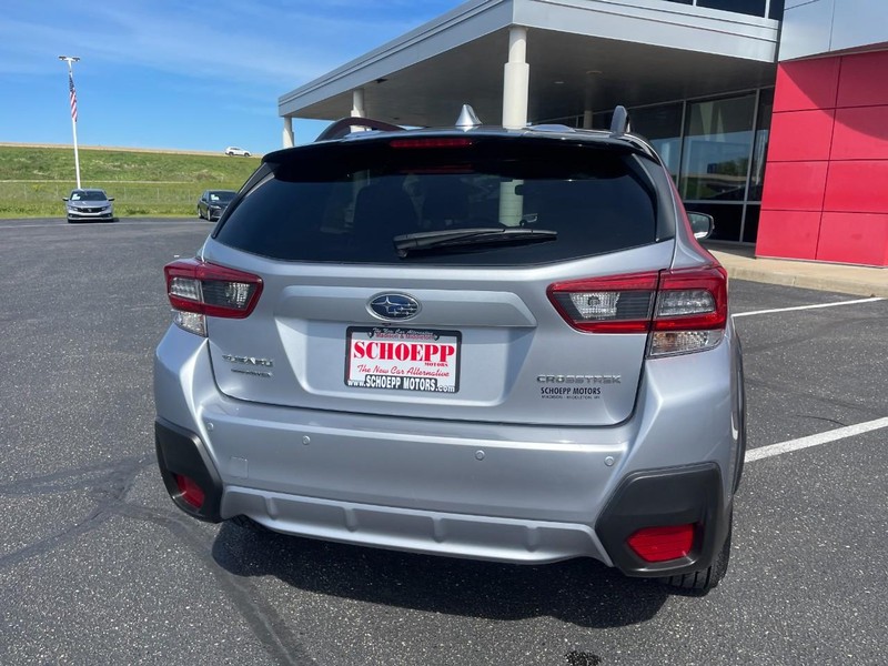 Subaru Crosstrek Vehicle Image 04