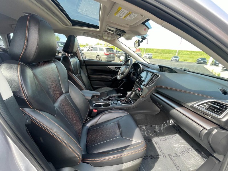 Subaru Crosstrek Vehicle Image 12