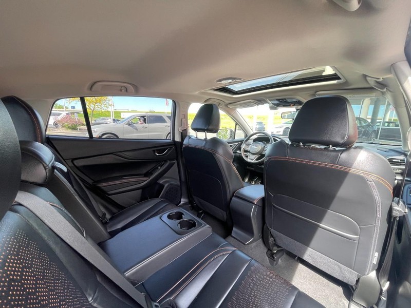 Subaru Crosstrek Vehicle Image 16