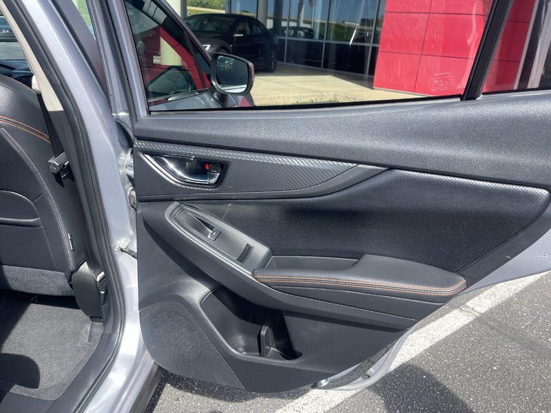 Subaru Crosstrek Vehicle Image 17