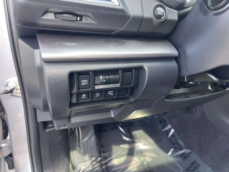 Subaru Crosstrek Vehicle Image 23
