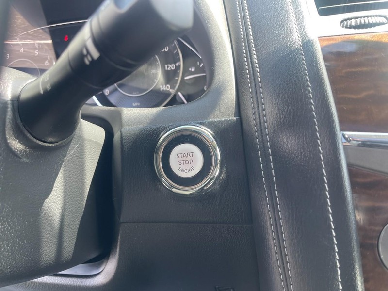 Nissan Armada Vehicle Image 33