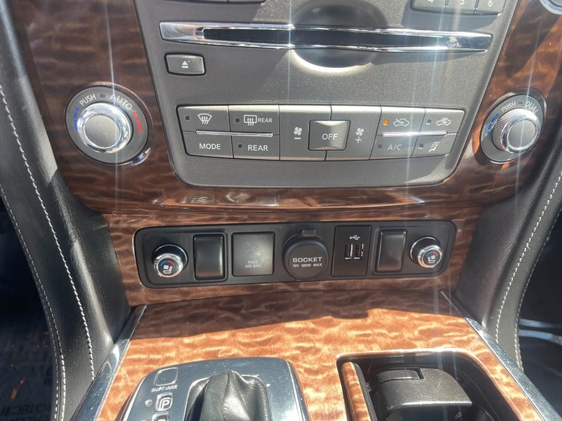 Nissan Armada Vehicle Image 35