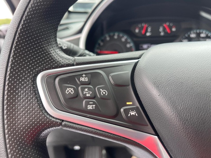 Chevrolet Malibu Vehicle Image 19