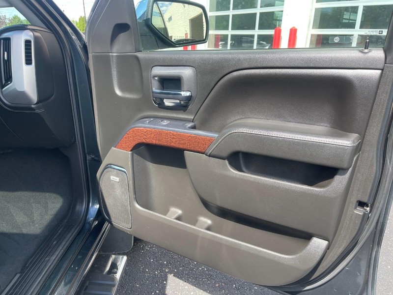 GMC Sierra 1500 Vehicle Image 13