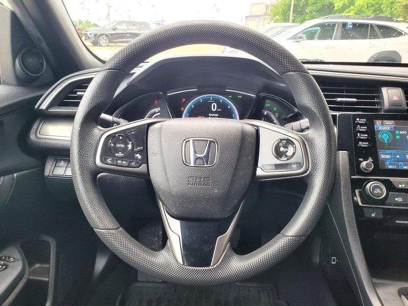 Honda Civic Hatchback Vehicle Image 09