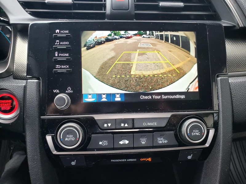 Honda Civic Hatchback Vehicle Image 11