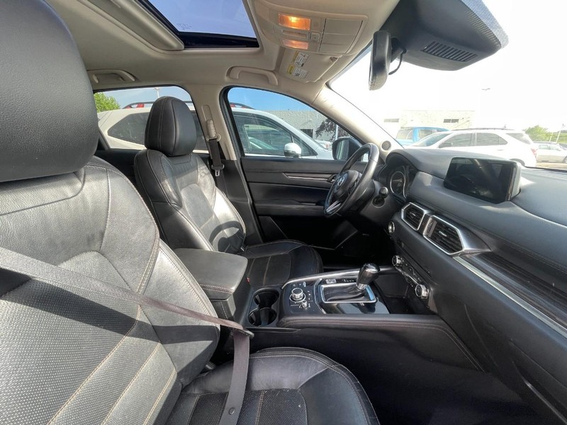 Mazda CX-5 Vehicle Image 03