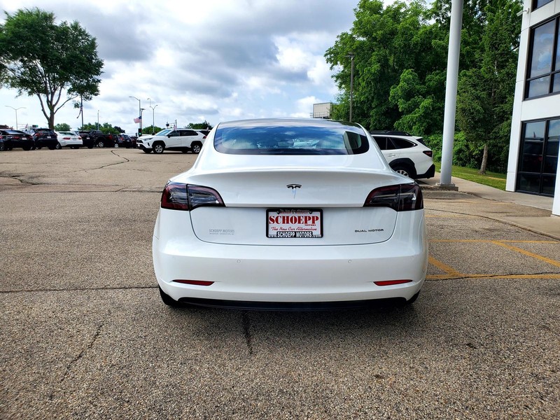 Tesla Model 3 Vehicle Image 06