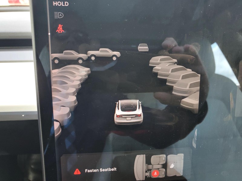 Tesla Model 3 Vehicle Image 12
