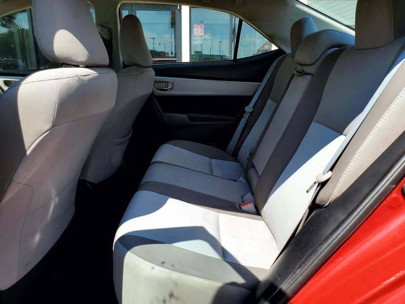 Toyota Corolla Vehicle Image 15