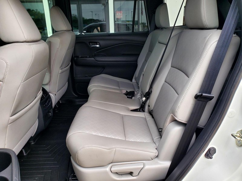 Honda Passport Vehicle Image 15
