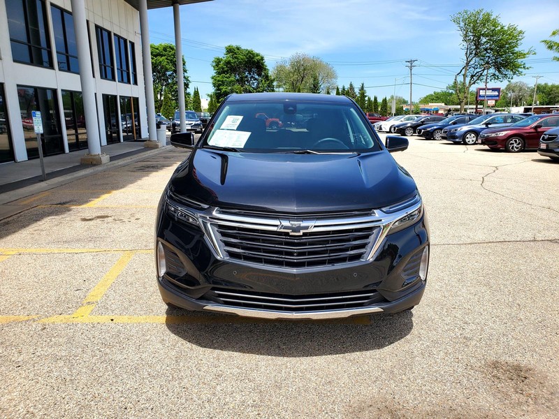 Chevrolet Equinox Vehicle Image 02