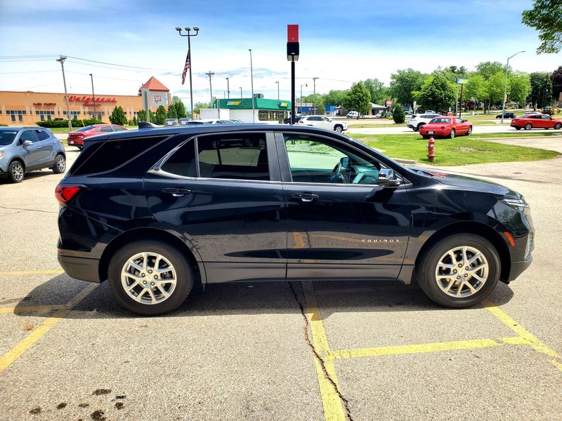 Chevrolet Equinox Vehicle Image 04