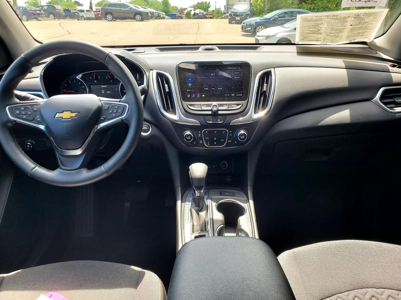 Chevrolet Equinox Vehicle Image 08