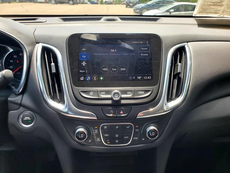 Chevrolet Equinox Vehicle Image 10