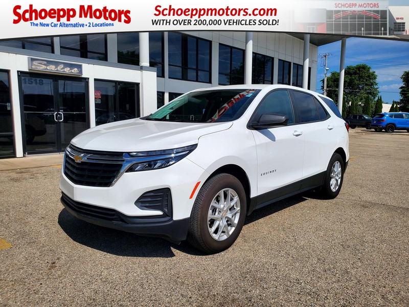 2023 Chevrolet Equinox AWD LS's photo