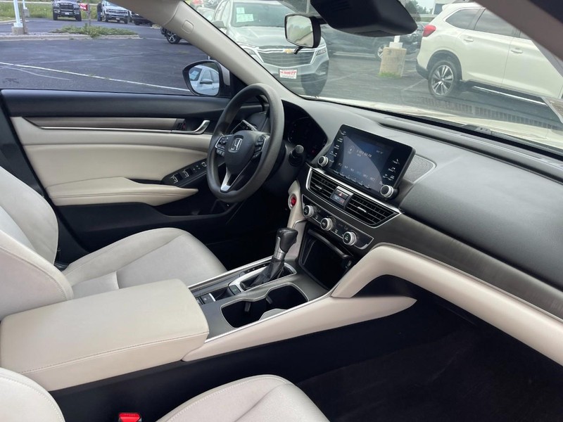 Honda Accord Sedan Vehicle Image 06