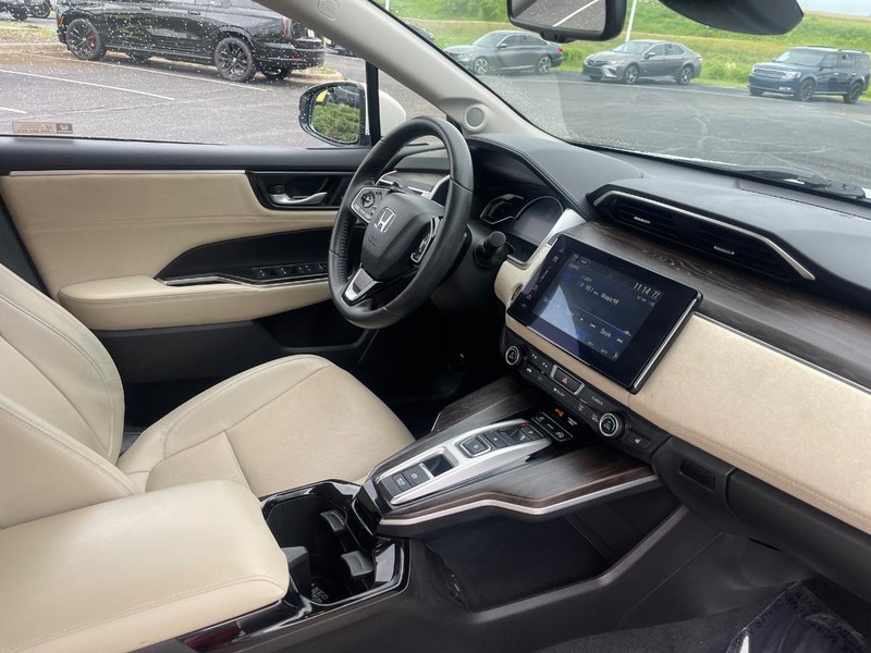 Honda Clarity Plug-In Hybrid Vehicle Image 09