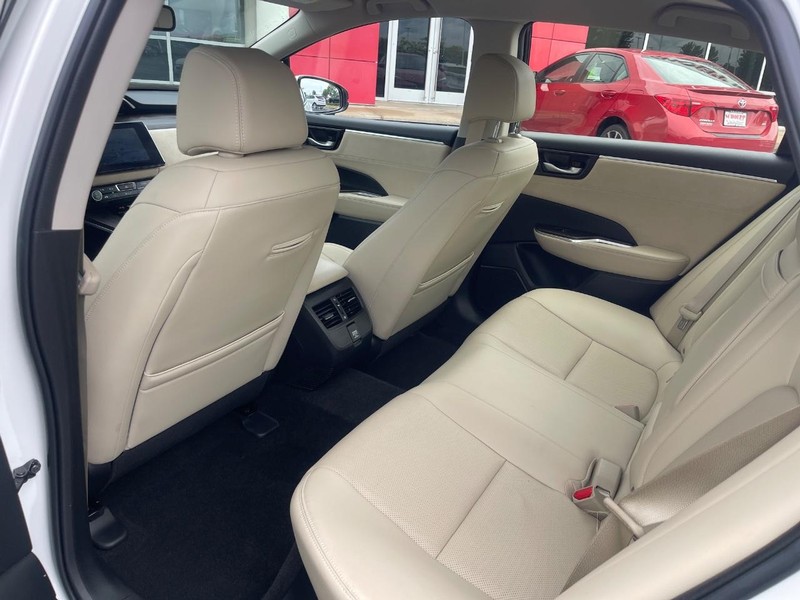 Honda Clarity Plug-In Hybrid Vehicle Image 14