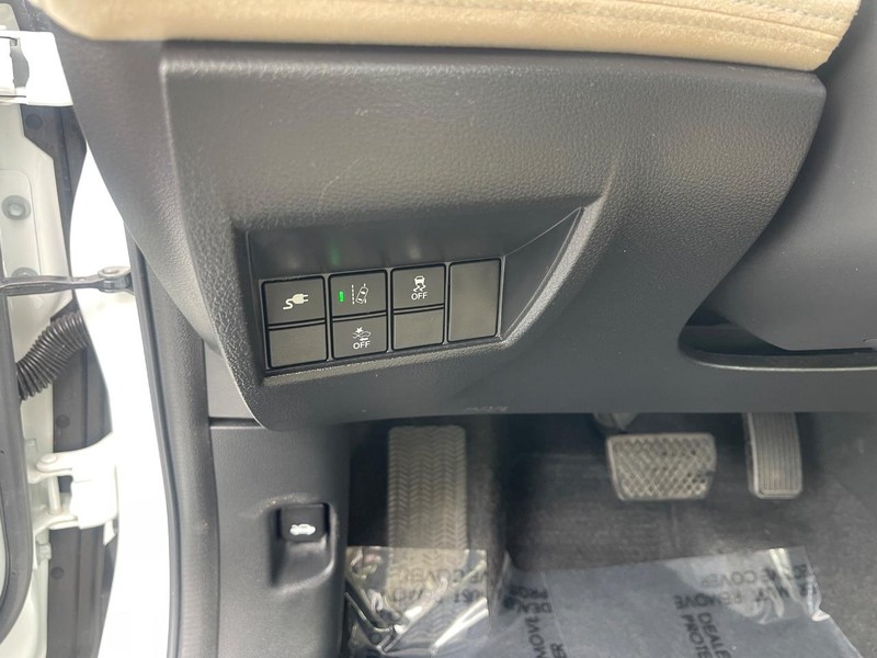 Honda Clarity Plug-In Hybrid Vehicle Image 21