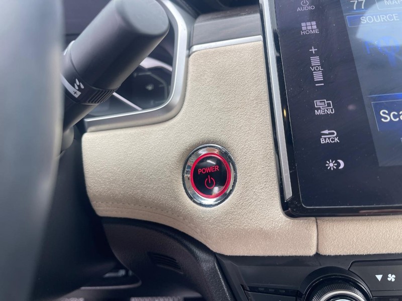 Honda Clarity Plug-In Hybrid Vehicle Image 26