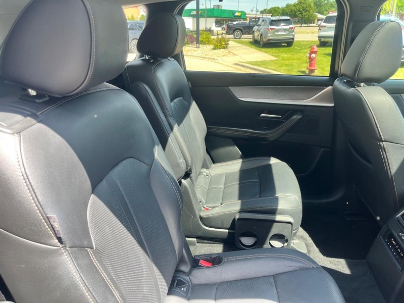 Mazda CX-90 Vehicle Image 14