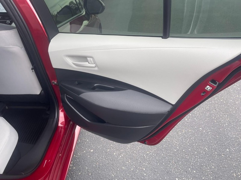 Toyota Corolla Vehicle Image 10