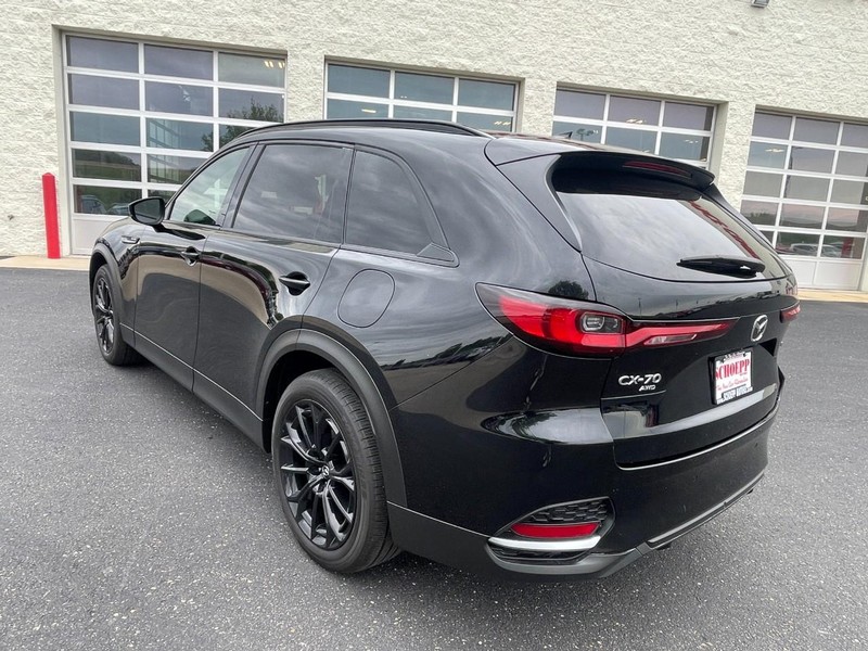 Mazda CX-70 Vehicle Image 04