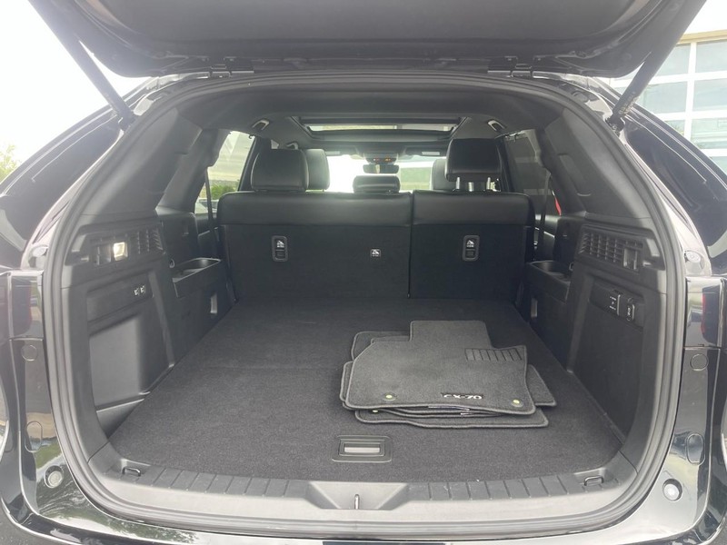 Mazda CX-70 Vehicle Image 17