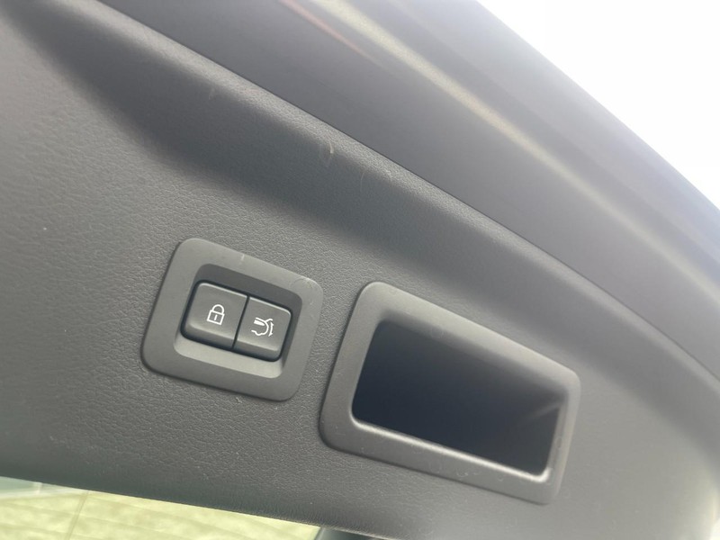Mazda CX-70 Vehicle Image 18