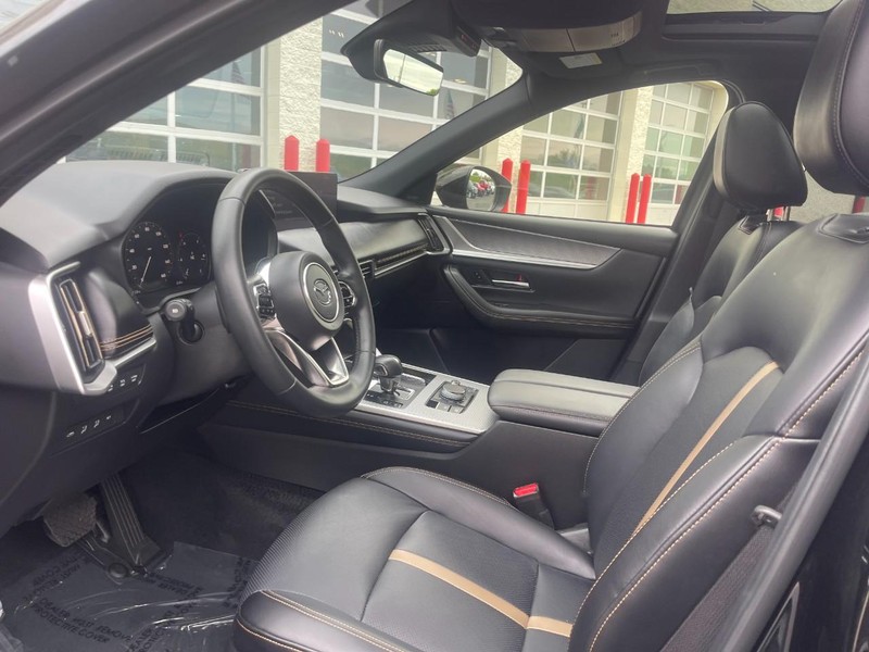 Mazda CX-70 Vehicle Image 21