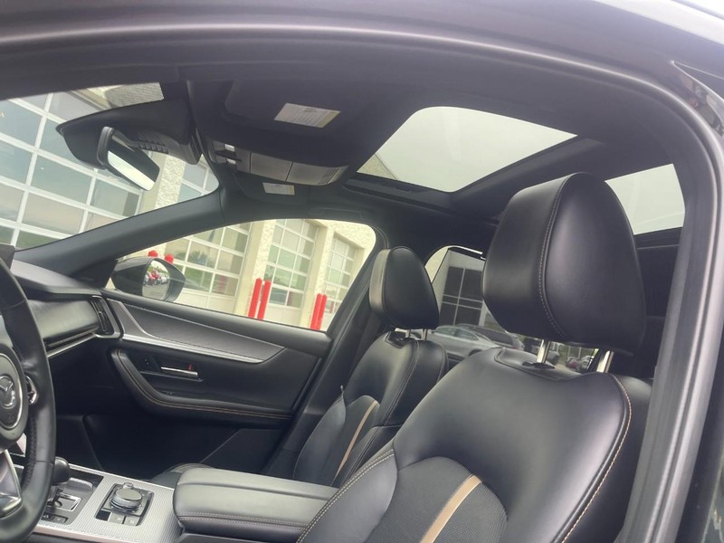 Mazda CX-70 Vehicle Image 23
