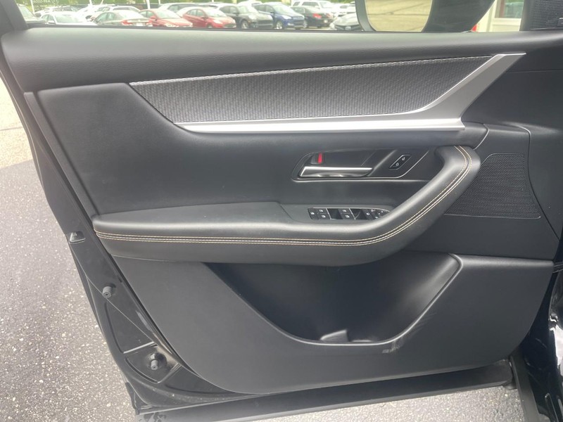 Mazda CX-70 Vehicle Image 24