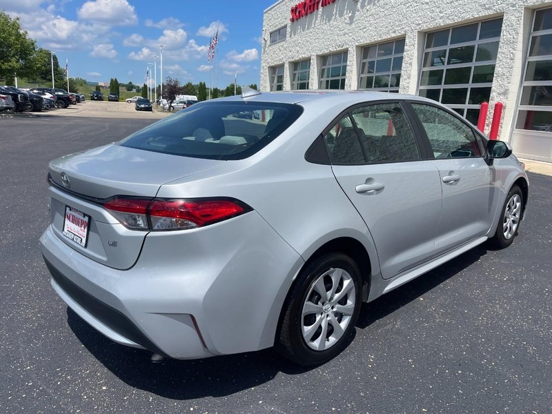 Toyota Corolla Vehicle Image 03