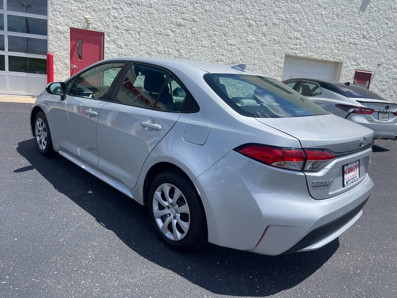 Toyota Corolla Vehicle Image 04