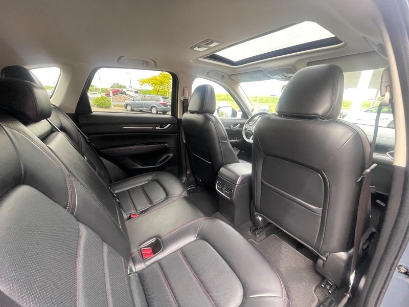 Mazda CX-5 Vehicle Image 16