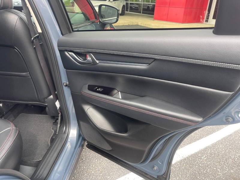 Mazda CX-5 Vehicle Image 17
