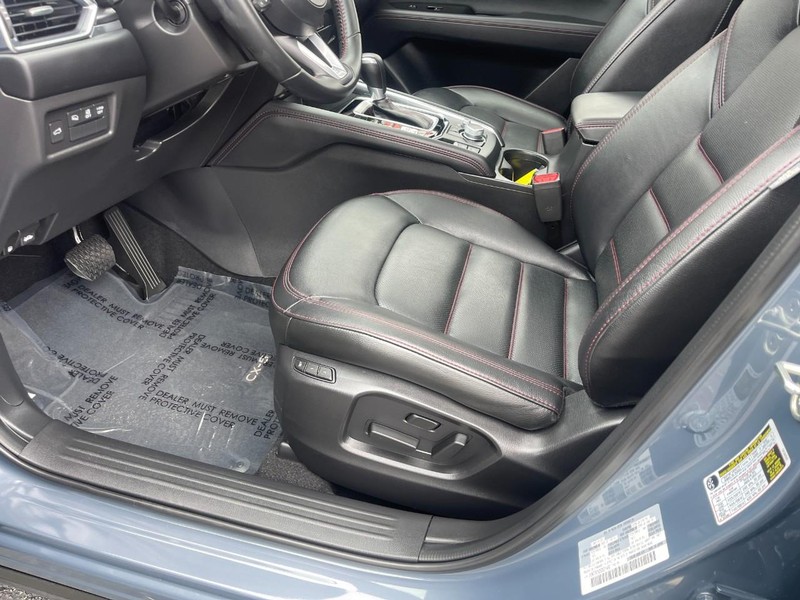 Mazda CX-5 Vehicle Image 23