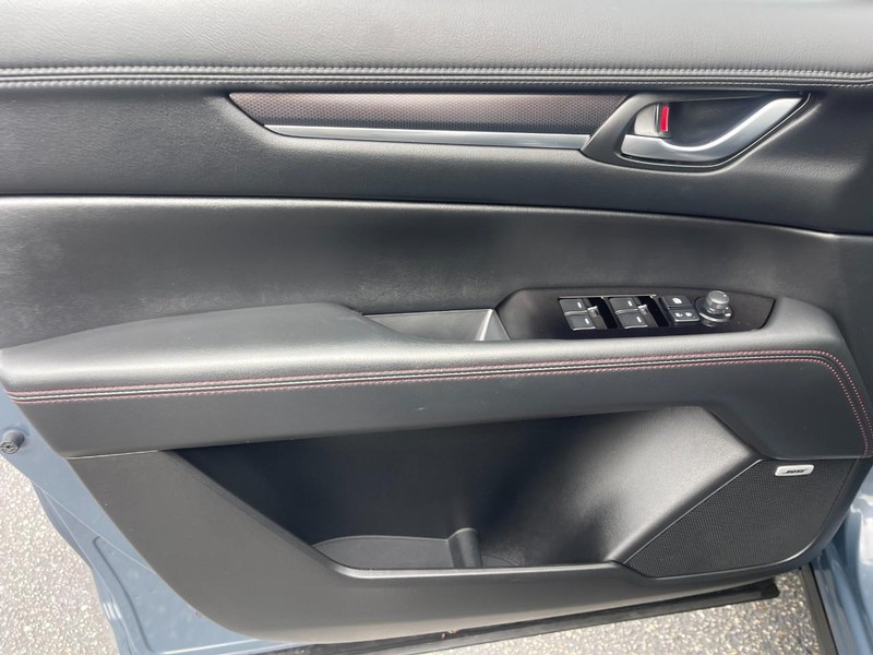 Mazda CX-5 Vehicle Image 25