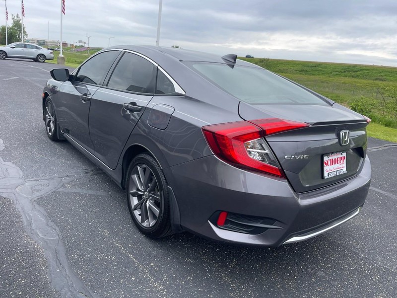 Honda Civic Sedan Vehicle Image 04