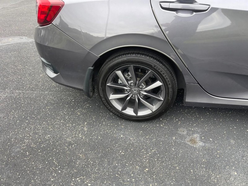Honda Civic Sedan Vehicle Image 08